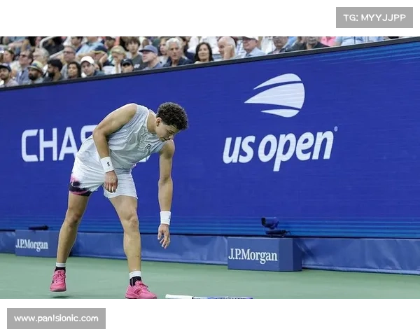 美网阿卡三盘横扫刷新历史纪录 德约进八强创最年长纪录 美网阿卡三盘横扫刷新历史纪录 德约进八强创最年长纪录