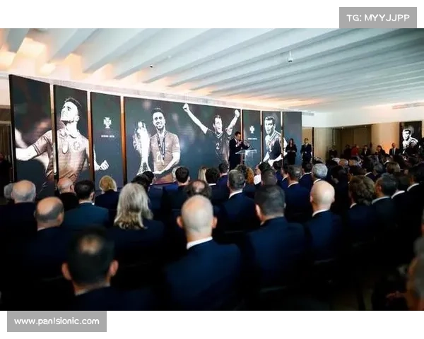 葡萄牙足协为若塔和波尔图传奇功勋若热科斯塔立雕像致敬 葡萄牙足协为若塔和波尔图传奇功勋若热科斯塔立雕像致敬